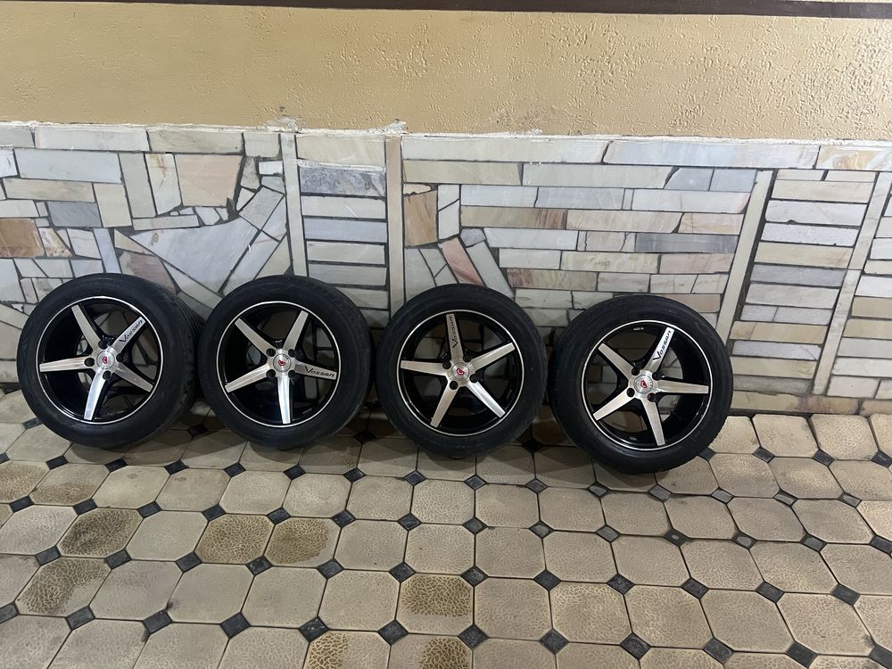 Vossen diska balon sotiladi