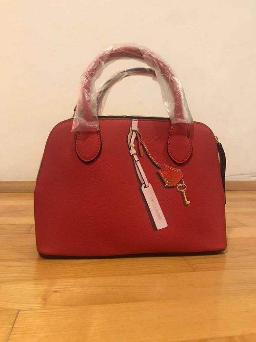 ESTEE LAUDER-червена чанта