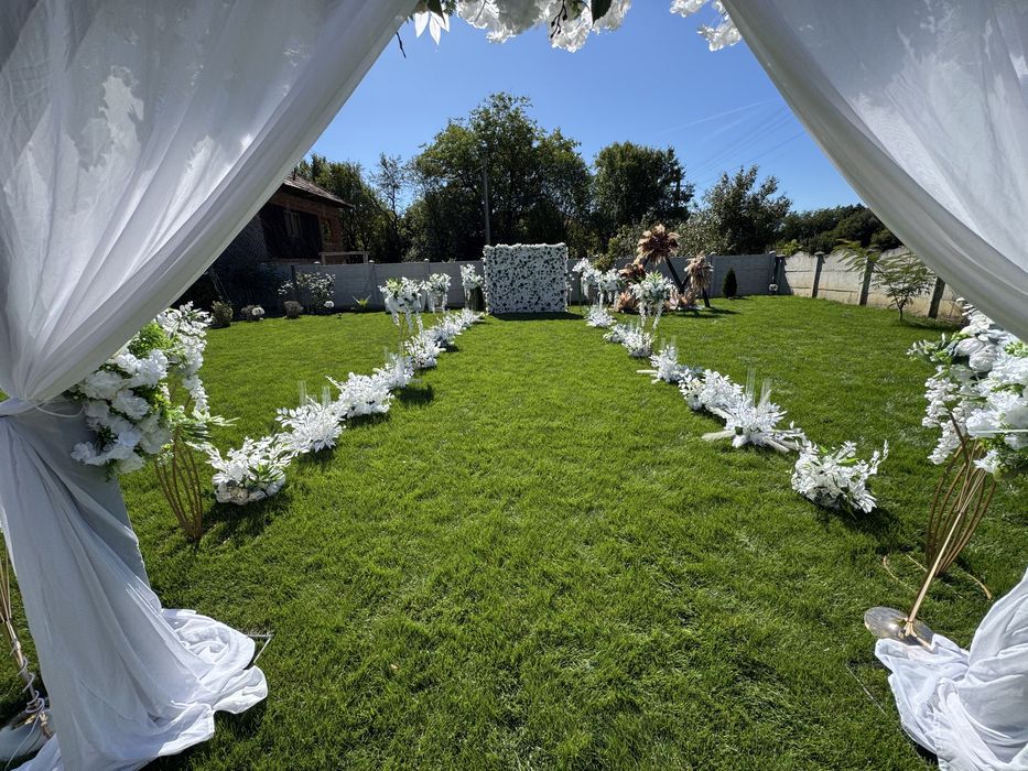 Decor evenimente si cort :nunta , botez , majorat zile nastere