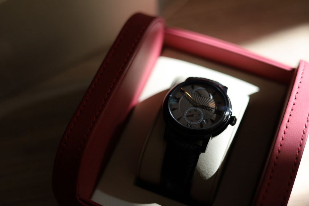 GEOVANI Швейцарски часовник