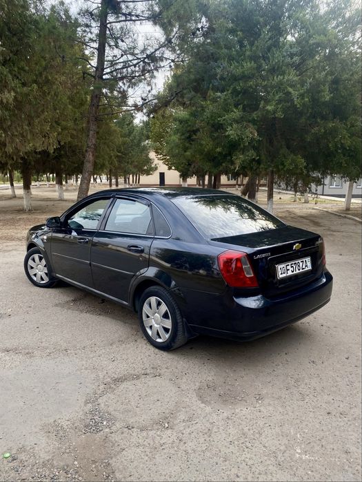 Lacetti sotiladi 2010-yil holati zor