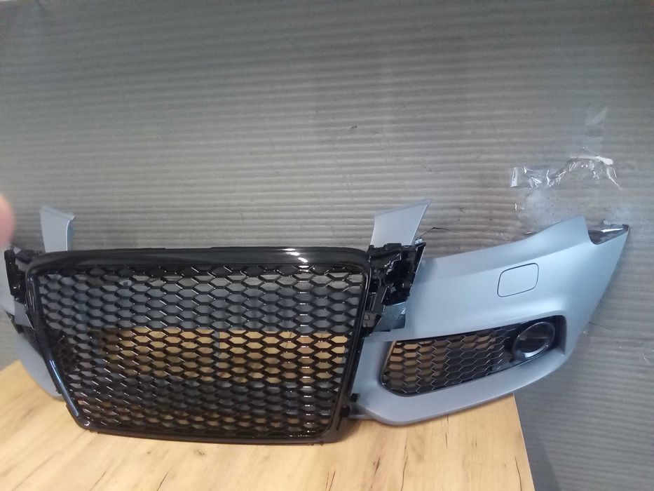 Pachet Bara fata+Grila radiator RS LOOK Audi A4 B8 2007-2011