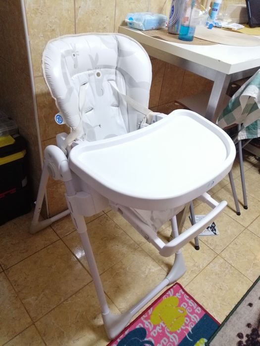 Scaun de luat masa pentru copii