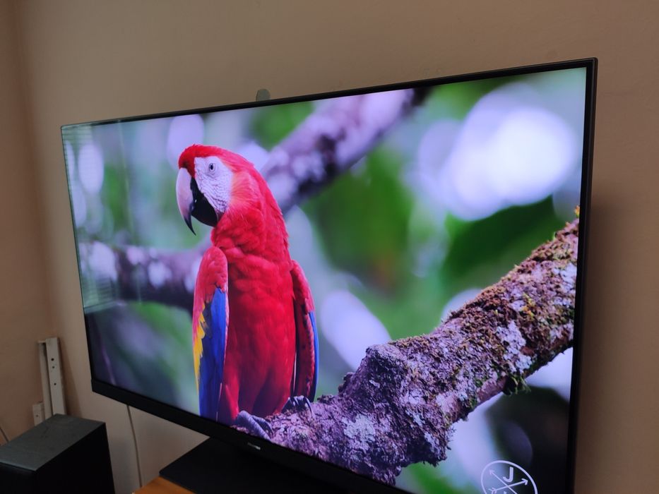 Телевизор Hisense U8HQ 55 инча MiniLED 120hz