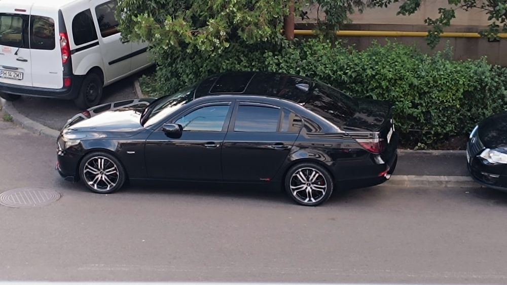 Jante BMW cu buză,  18 5x120 cu anvelope vară