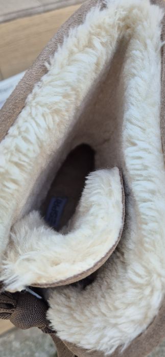 Vand ghete piele naturala tip UGG - Esprit