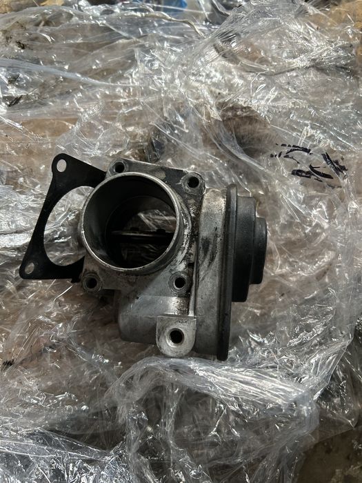 Дроселова клапа за Опел Астра Н