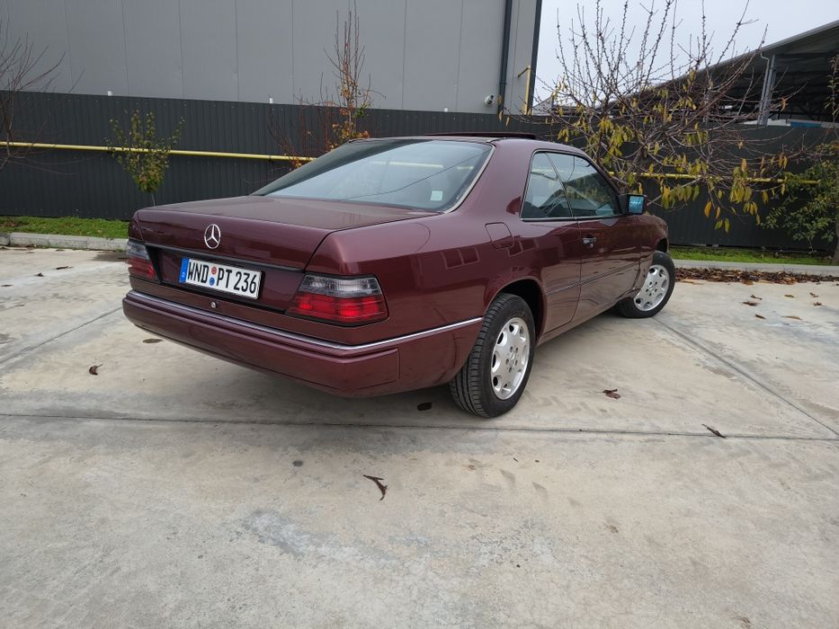 Mercedes-Benz E-Klasse 230CE Oldtimer w124