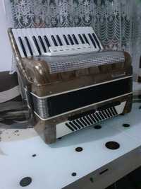 Acordeon Victoria 80 bași