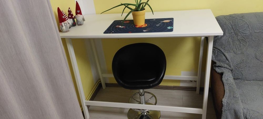 Masa de birou cu scaun