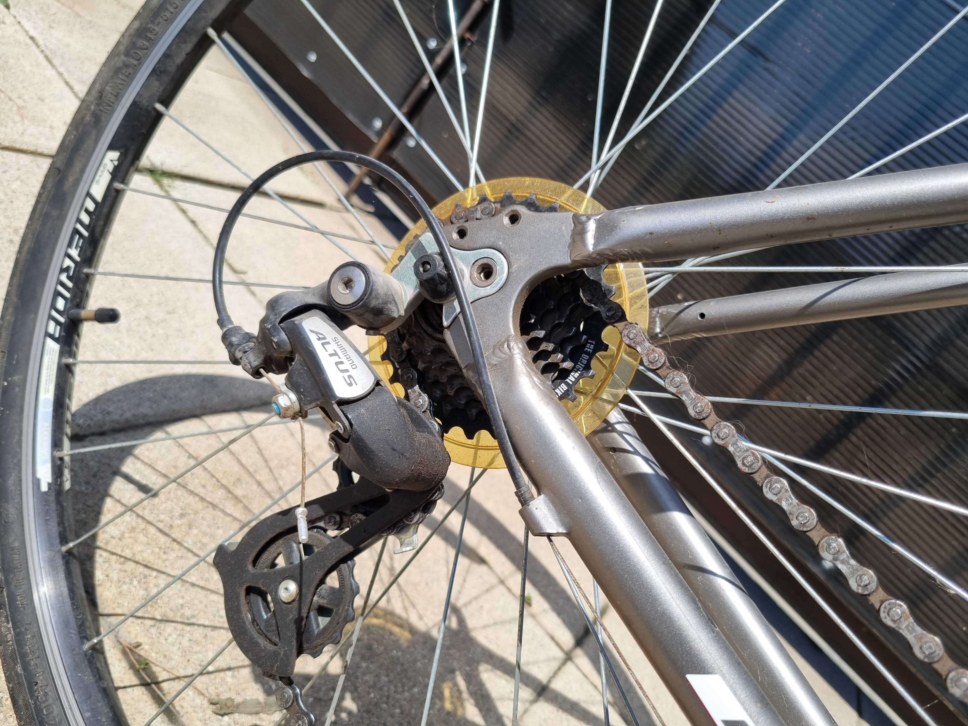 Bicicleta MERIDA Crossway 10 foarte putin utilizata