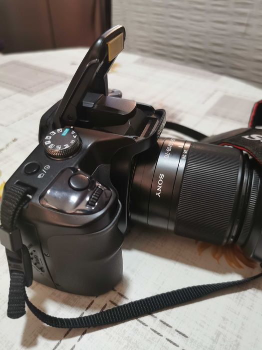 Sony dslr-a100 digital camera