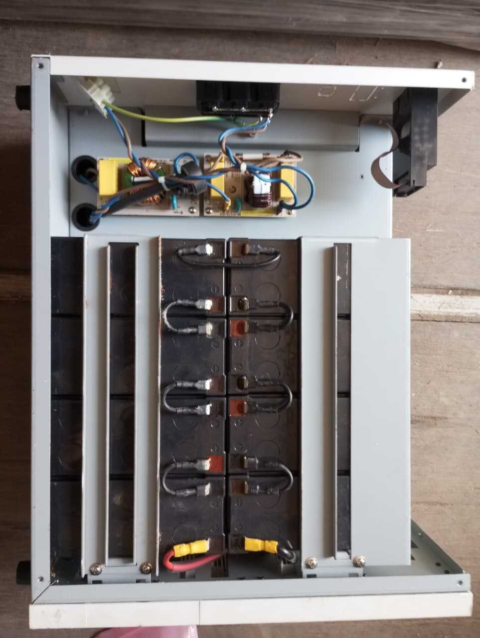 UPS 3 кВа, башня