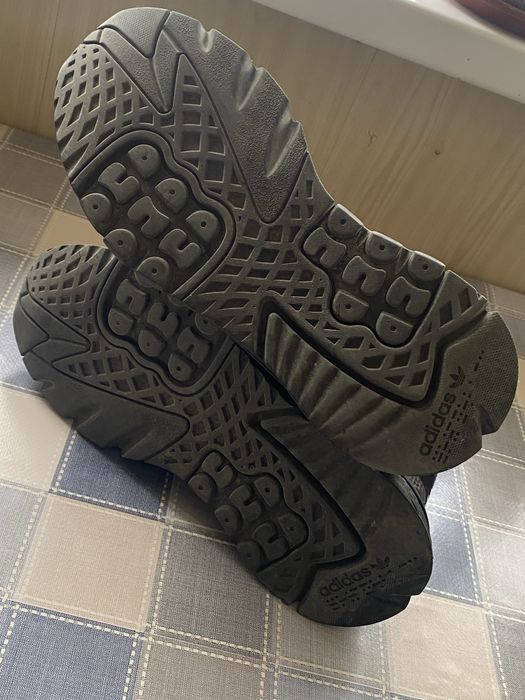 Кроссовка adidas