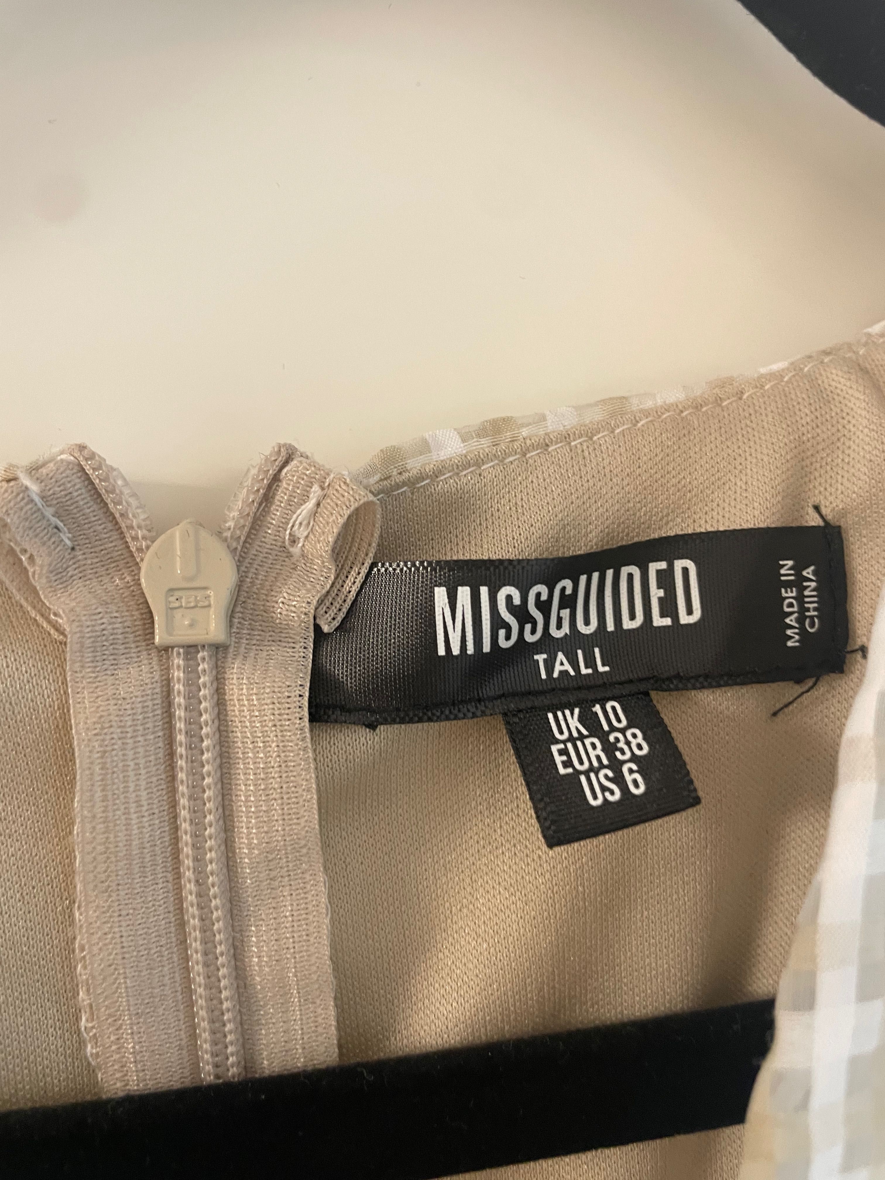 Рокля Missguided