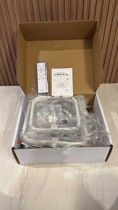 Plafoniera superba cu telecomanda NOUA