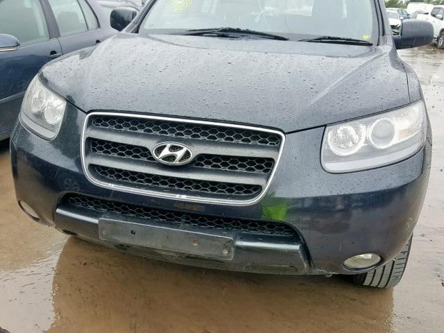 Dezmembrez Hyundai Santa Fe 2 2007 2.2