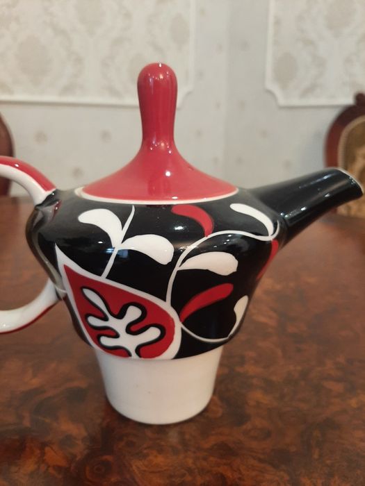 Продам  чайник для заварки