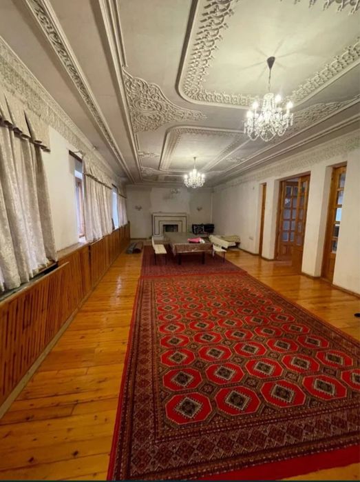 Срочно продается дом с участком (12 соток) в центре Ташкента