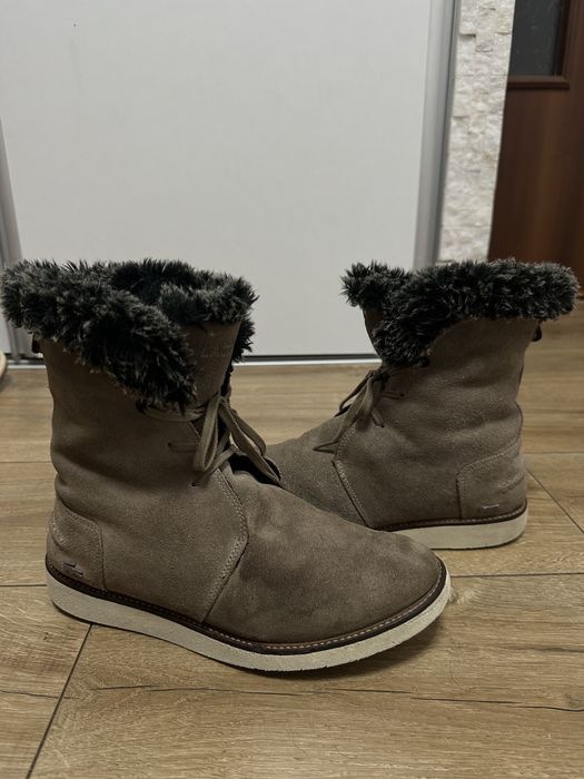 Ghete de iarna Lacoste