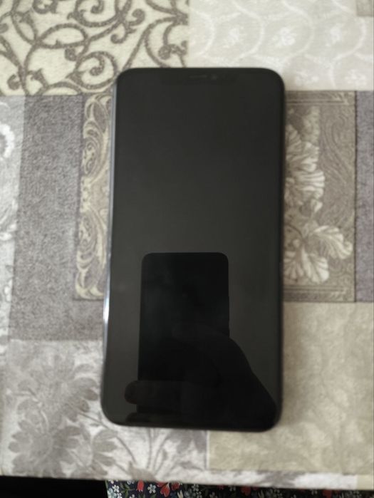 Iphone 11 pro max sotiladi
