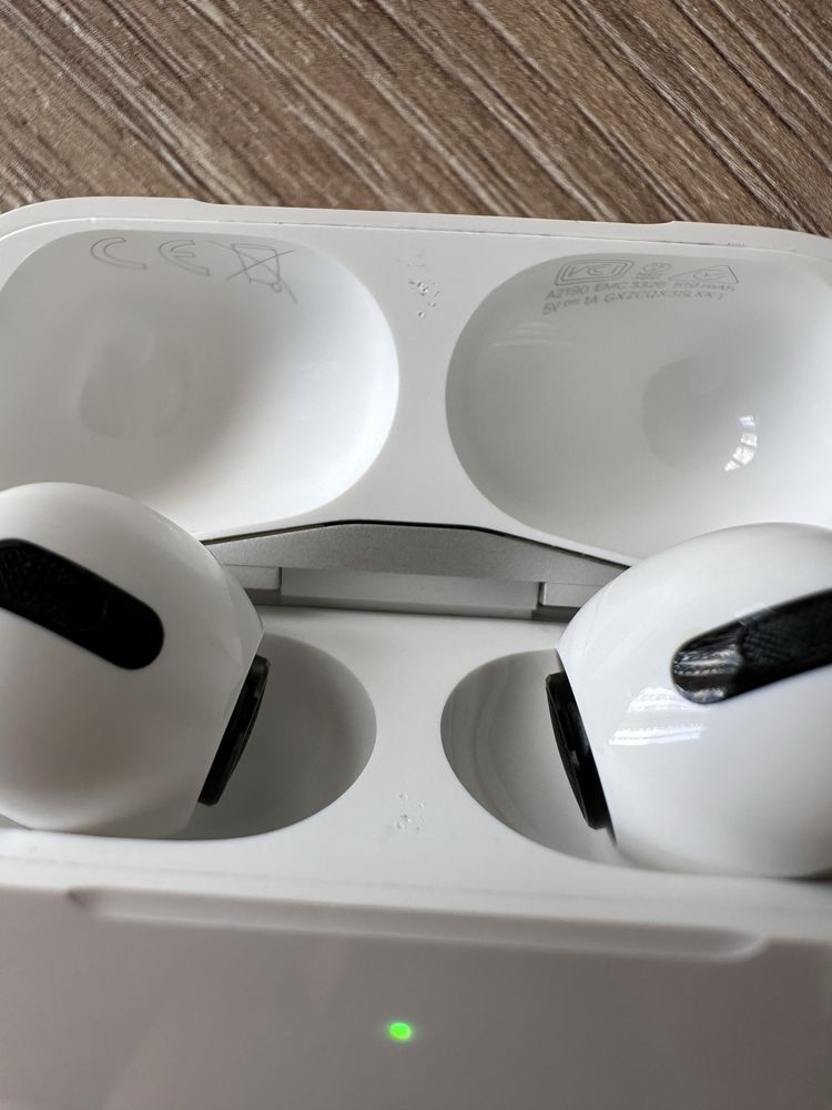 Слушалки Airpods Pro
