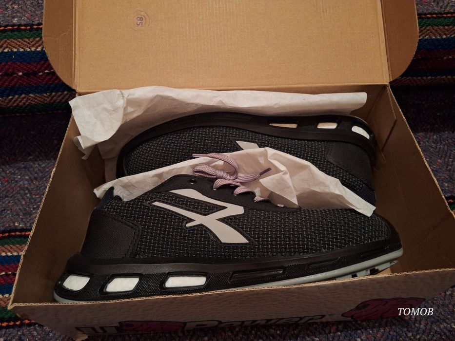 работни обувки нови