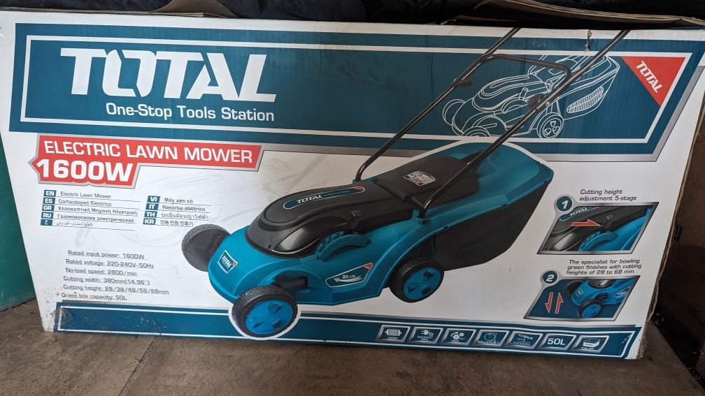 Електрическа косачка Total 1600 w