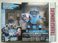 Autobot Transformers Sqweeks Allspark Tech, cub luminos cu sunete, nou
