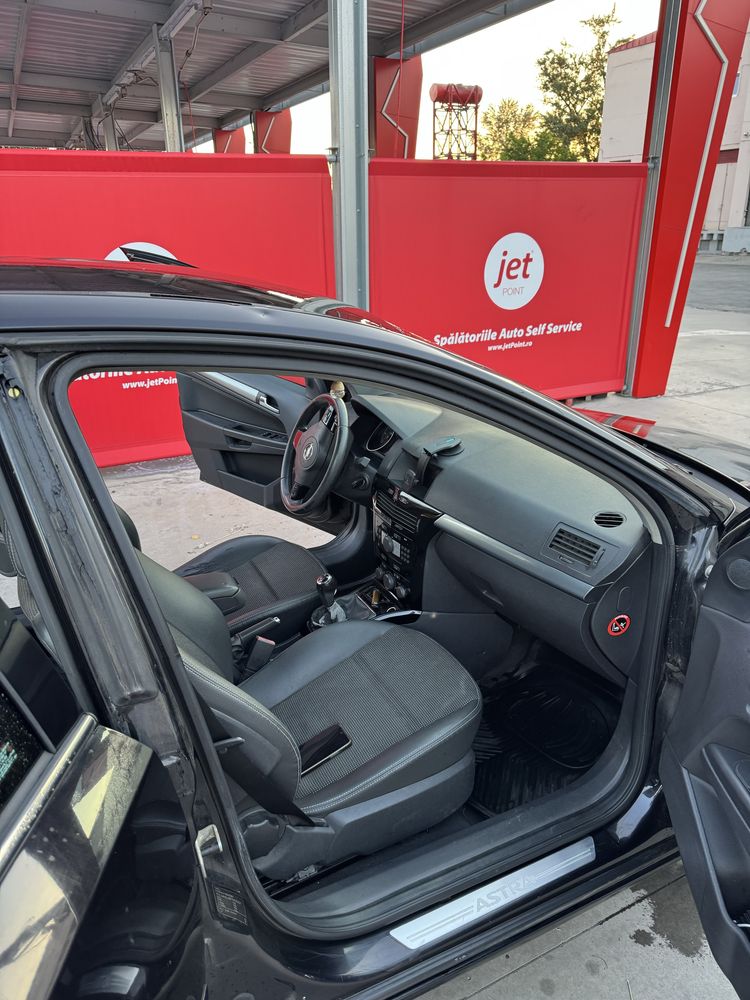 Opel Astra H de vanzare