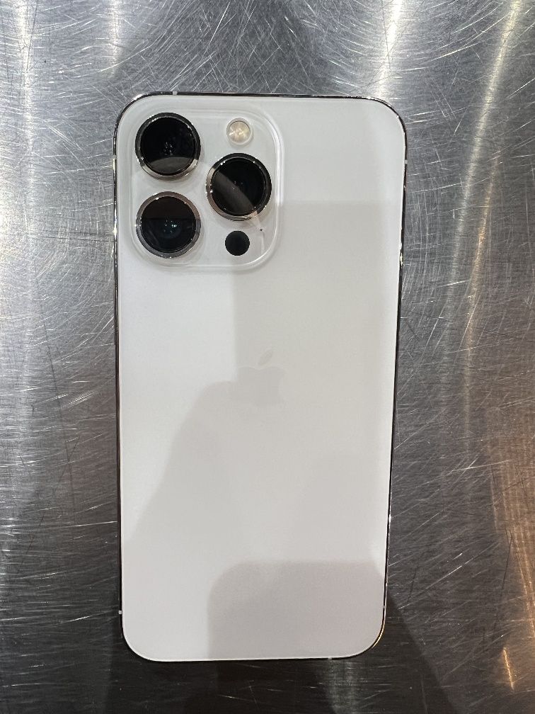 Iphone 13 pro LLA