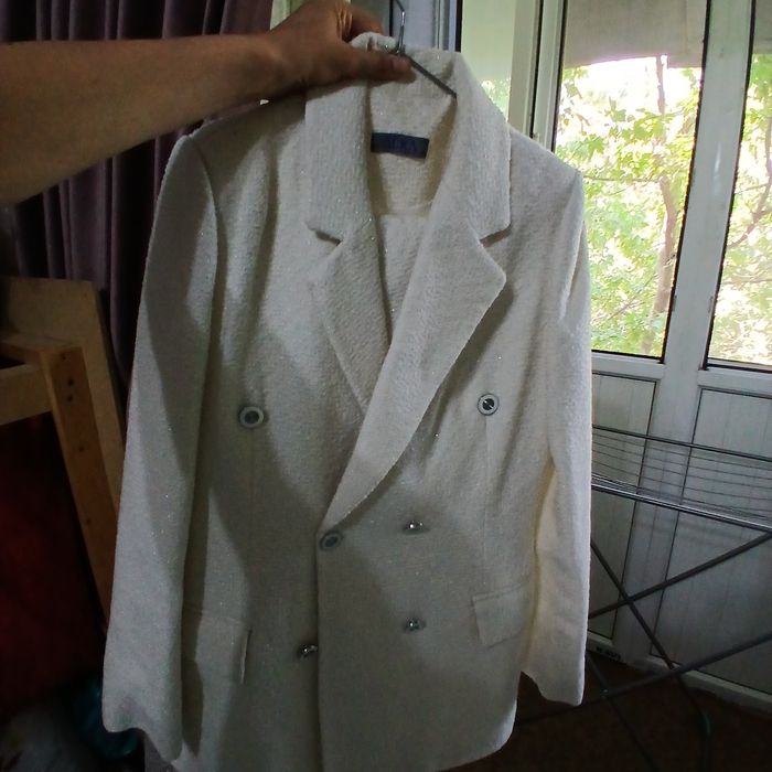 Твидовый костюм с юбкой