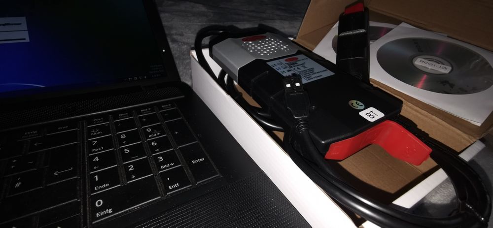 Laptop cu Diagnoză Auto Profesională nouă – Gata de Folosit