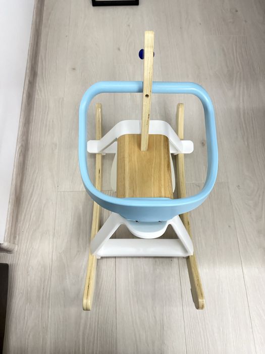 Дървено конче люлка