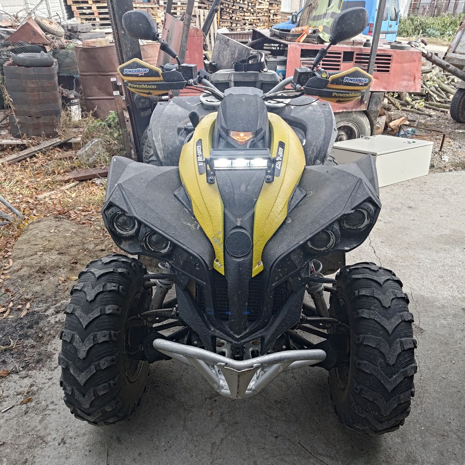 Vând ATV Renegade 800R