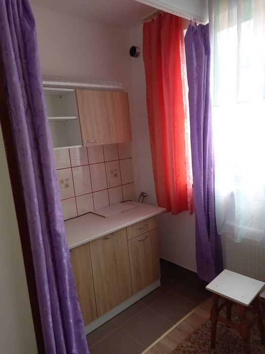 Garsoniera 21 mp pe revolutiei