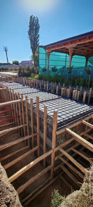 Бетон Монолит қуямиз.