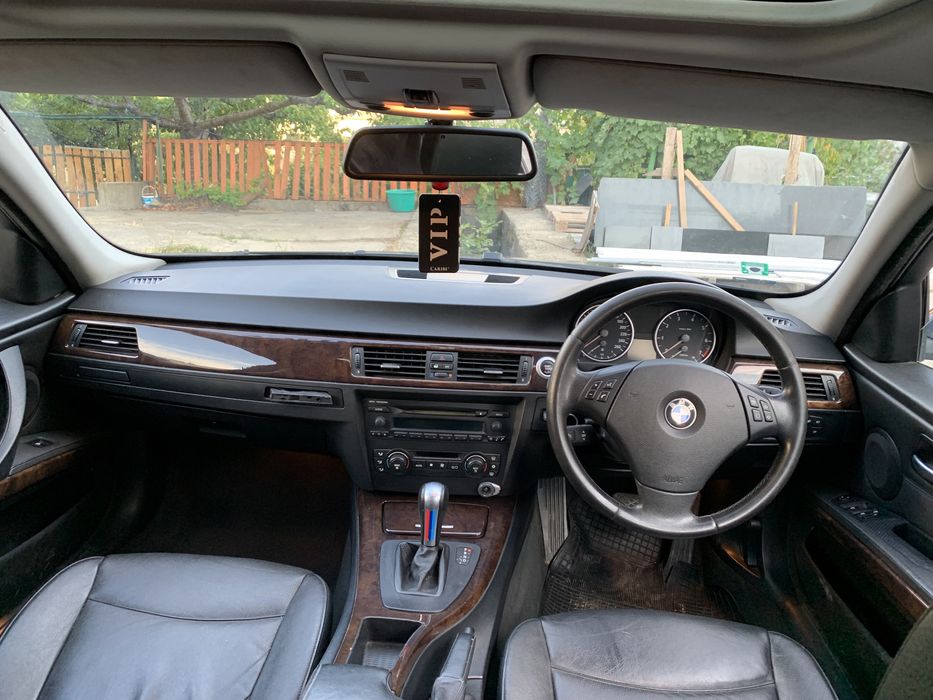 Продаваме бмв е90 320и 150кс bmw 320i 150hp