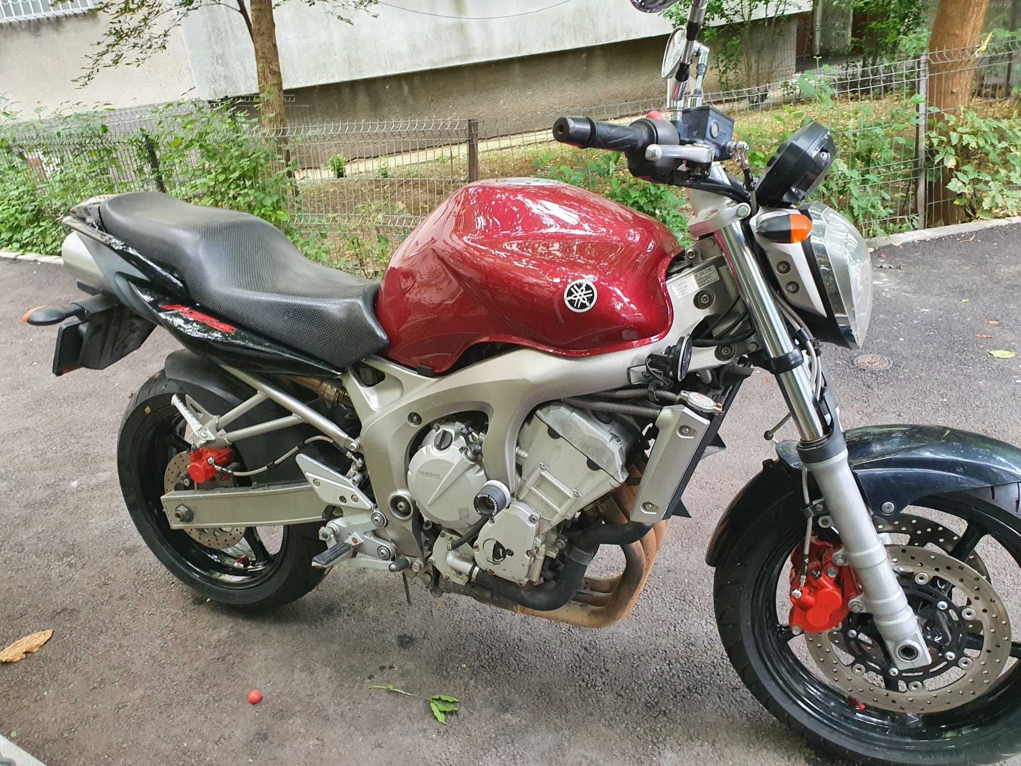 Yamaha fz6n S1 2006