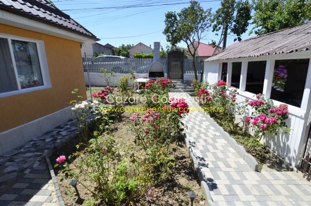 Casa proprietar costinesti