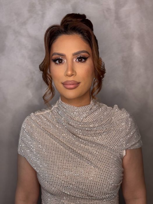 Coafuri texturate + Makeup profesional!