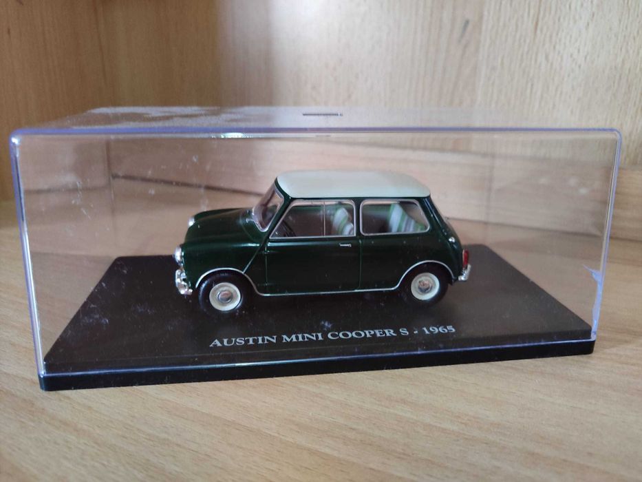Austin MIni Cooper S 1965 Model Macheta Auto 1/24