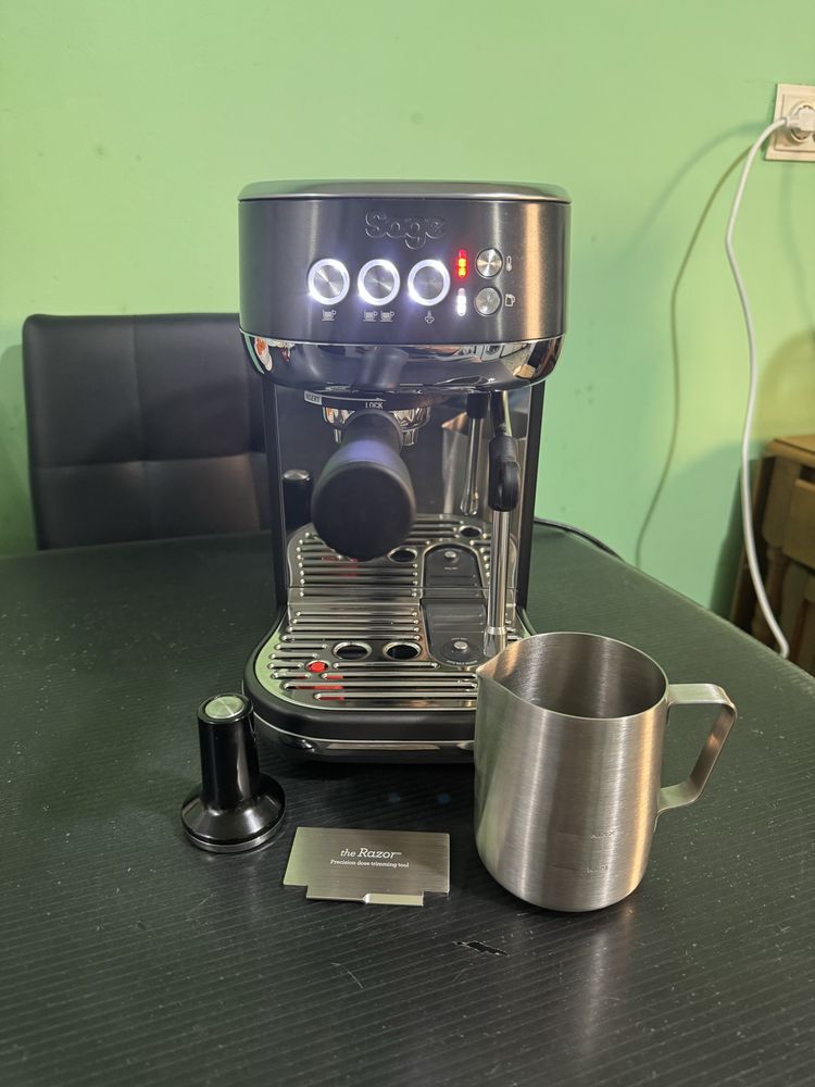 Pachet complet barista - Espressor Sage Bambino Plus + Râșniță Sage