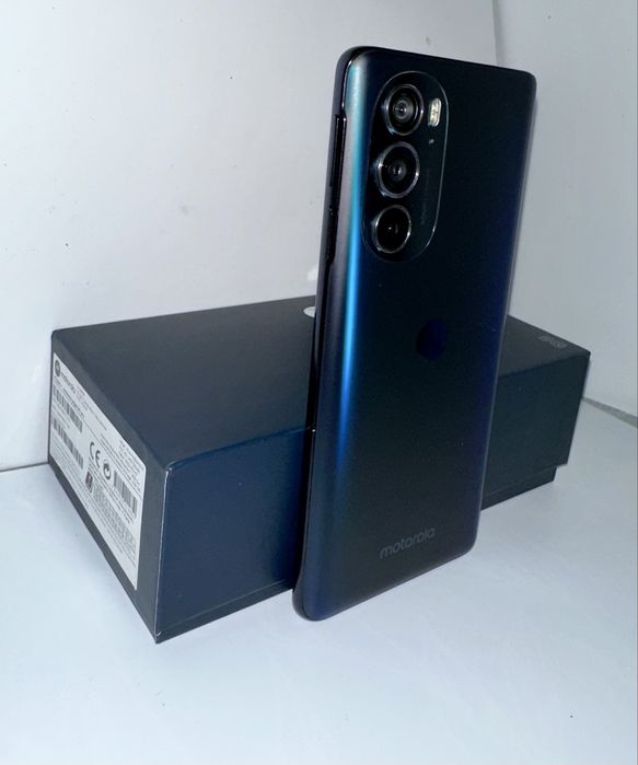 Motorola edge 30 pro