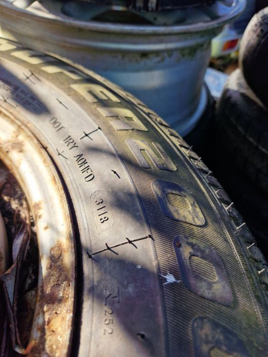 Jante roti cauciucuri nissan cabstar 215/70/15c