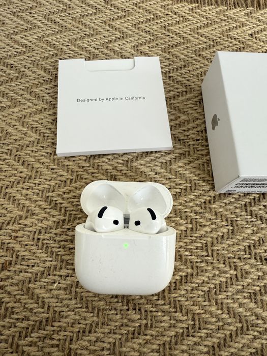 Apple Airpods 4 ОРИГИНАРНИ