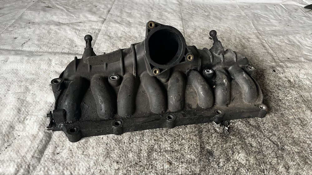 Volkswagen Passat 6 колектор