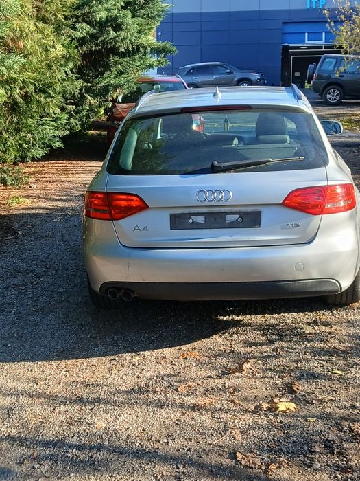 Se vinde AUDI A4 B8 an fabricație 2011 automat