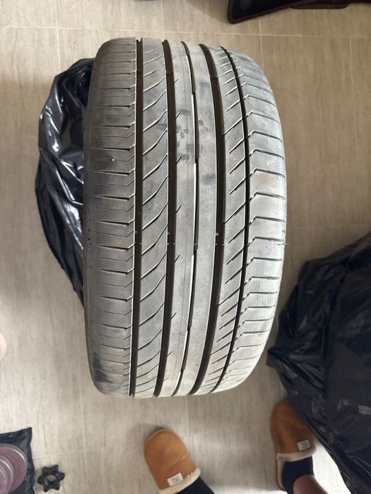 Летни гуми Continental 255/35/R19 run flat 2023 година