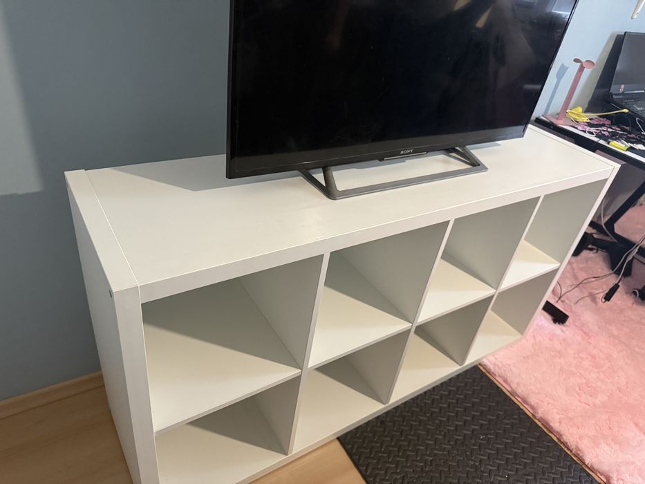 ТВ шкаф / етажерка IKEA KALLAX – 8 отделения